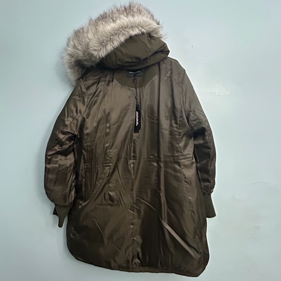 BCBG MAXAZRIA COAT - Picture 9 of 16